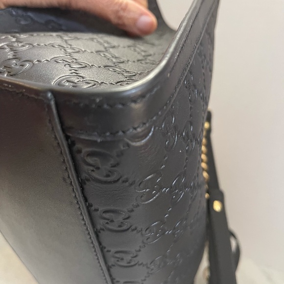Authentic Gucci Tote - Picture 3 of 9